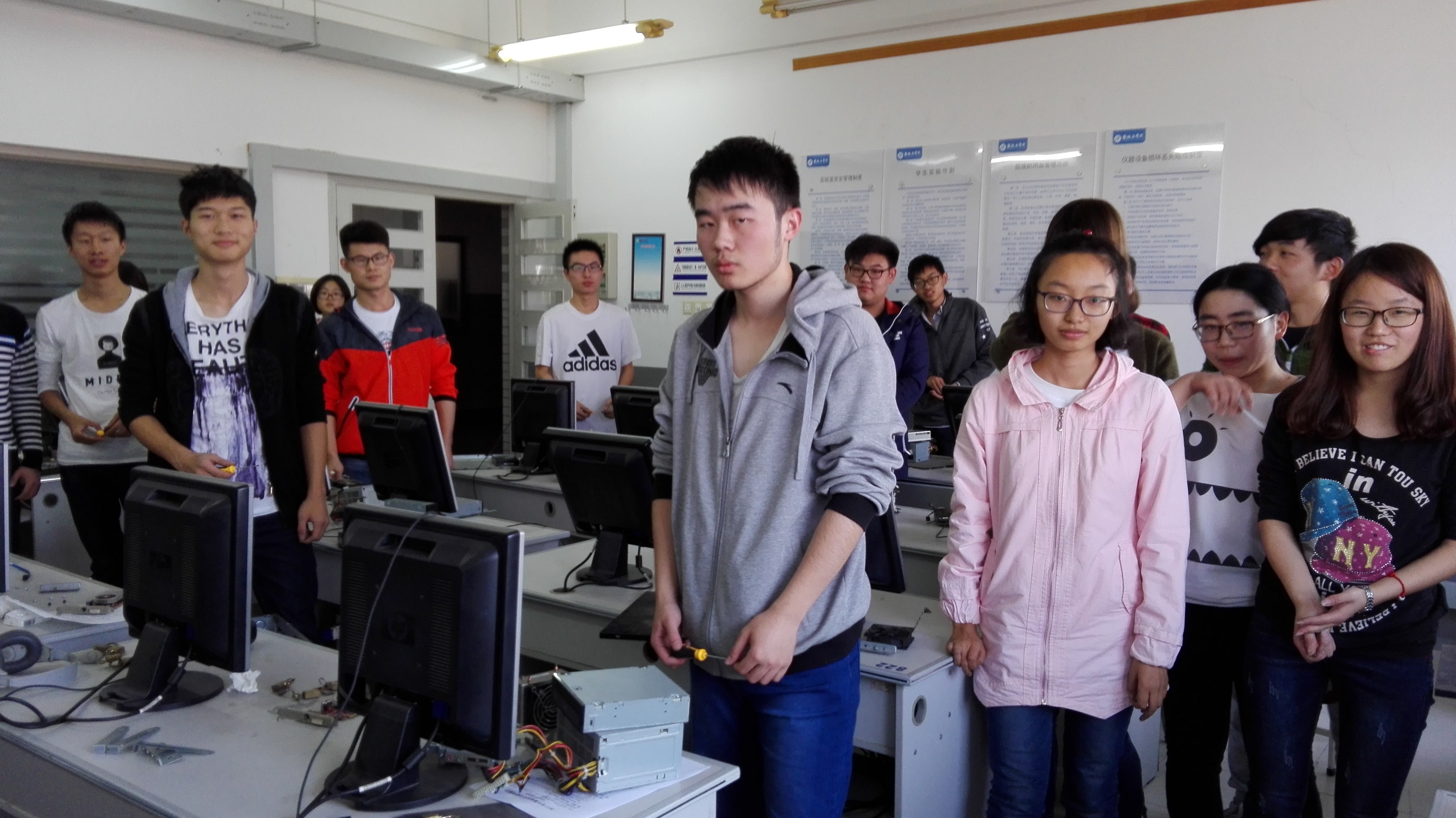 公司成功举办第九届计算机软硬件维护学科竞赛 公司成功举办第九届计算机软硬件维护学科竞赛